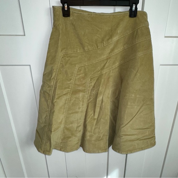 Women's A.M.I. Corduroy Green Skirt - Size 10 - Picture 3 of 7